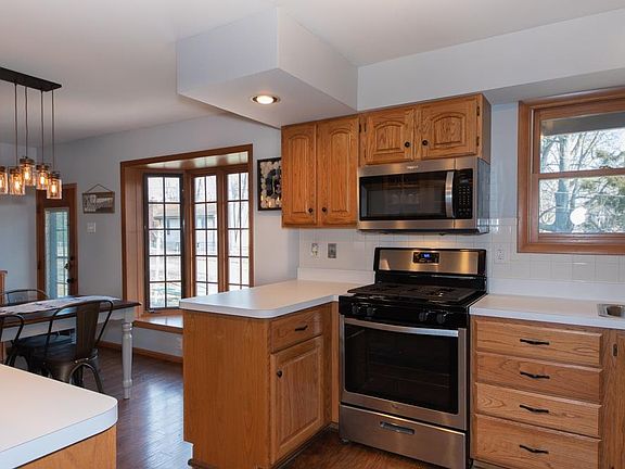 5th image of 709 Brevity Dr