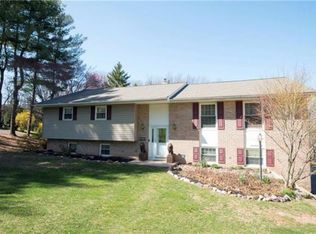 6145 Beverly Hills Rd, Coopersburg, PA 18036