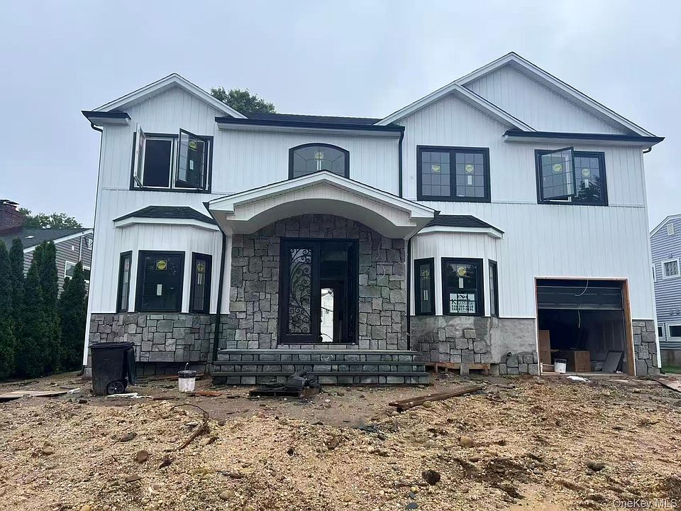 1st image of 112 Columbia Drive