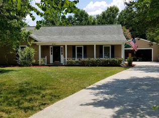 8700 Totteridge Dr, Charlotte, NC 28277