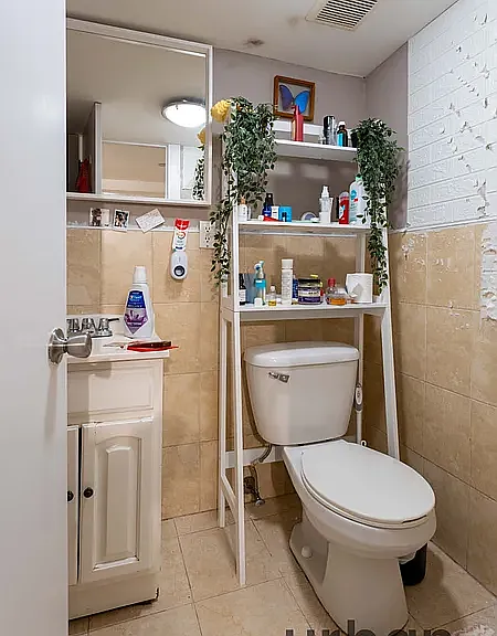 128 Manhattan Ave #1R — Photo 9