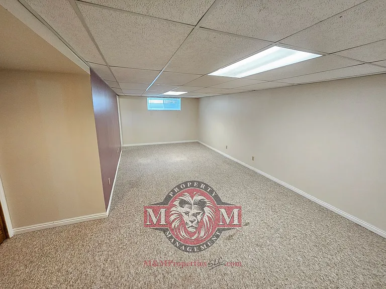 7006 S 1620 E — Photo 17