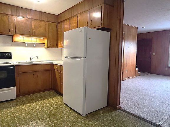 3rd image of 403 E Main Blvd #4