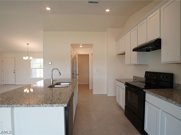 4th image of 1329 S Gator Circle Cpe