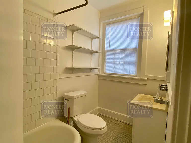 3110 Kensington Ave #4 — Photo 30