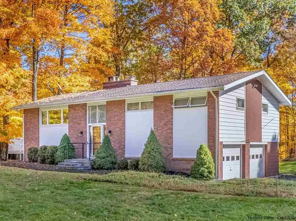 22 Park Drive, Woodstock, NY 12498