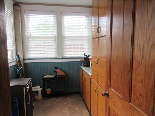 1112 Beaver Ave, Ellwood City, PA 16117