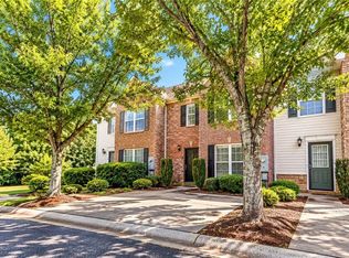 3009 Waldrop Cir, Decatur, GA 30034