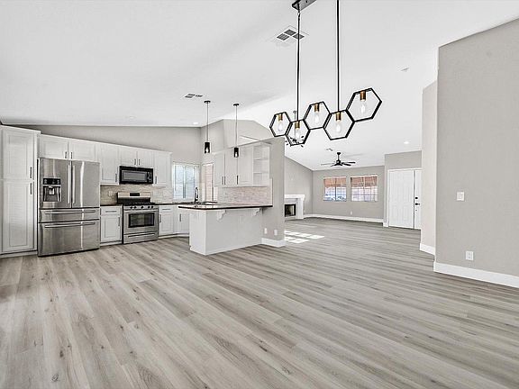 5th image of 2705 Briarcliff Ave