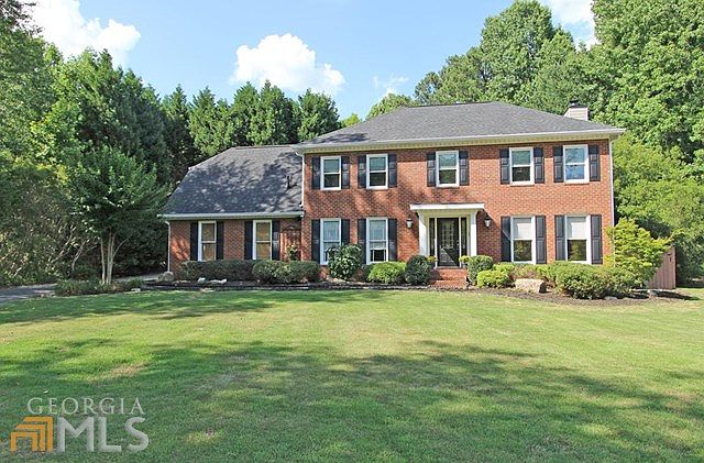 1st image of 232 Connemara Dr NE