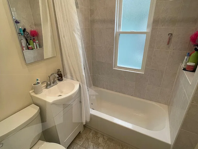 10 Chandler St — Photo 16