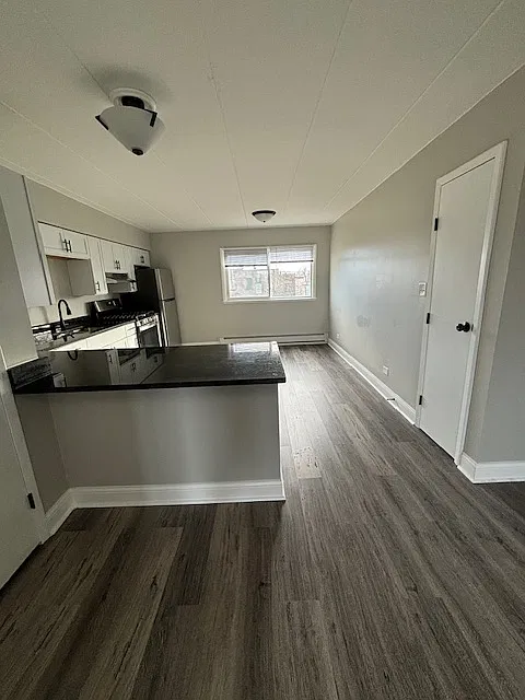 1704 Indianapolis Boulevard - 5 — Photo 4