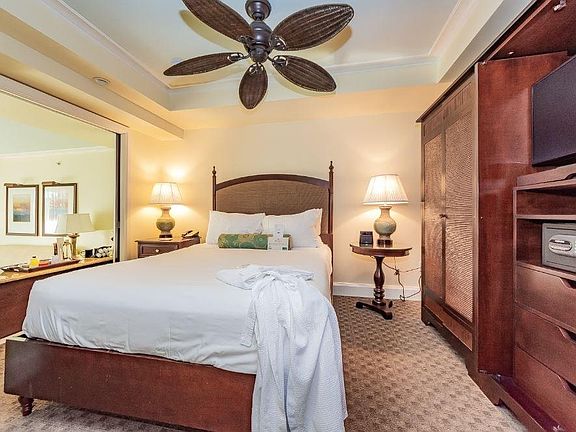 4th image of 3500 Ocean Dr #314