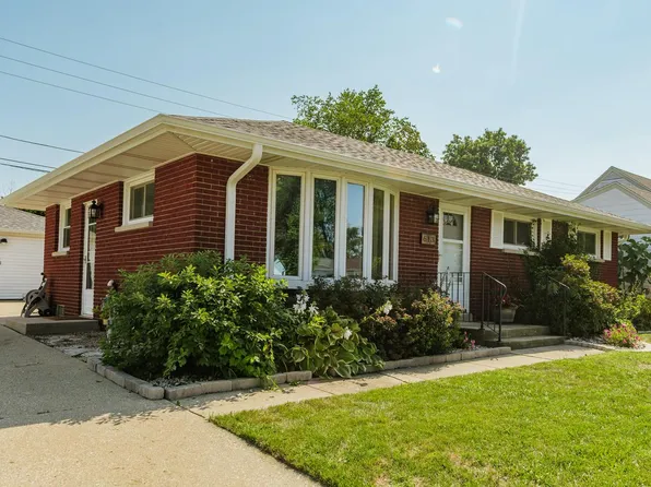 613 Edgewood AVENUE, South Milwaukee, WI 53172
