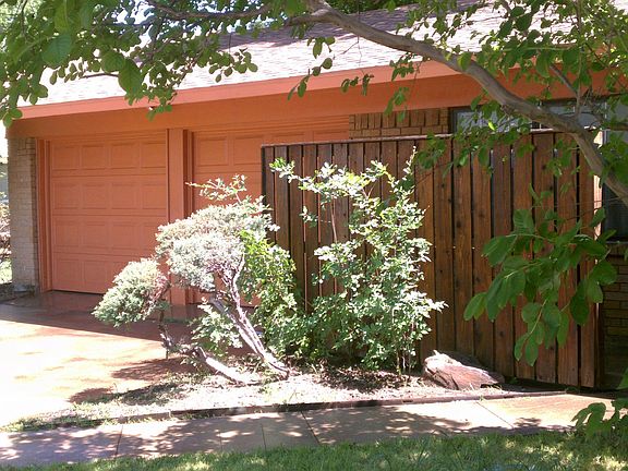 2nd image of 5901 McCart Ave