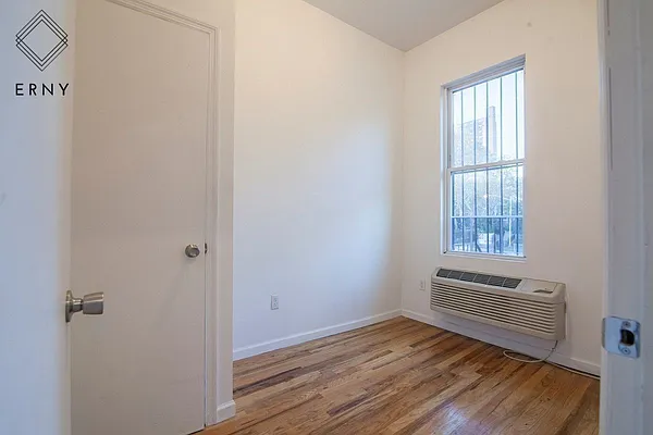 Rented by ERNY LLC | media 3