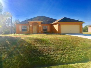 1038 SW Whittier Ter, Port Saint Lucie, FL 34953