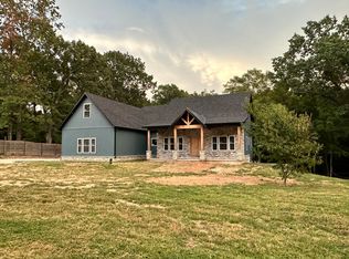 2094 N Farm Road 241, Strafford, MO 65757