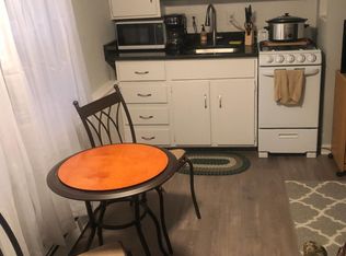 51 High St #B, Uxbridge, MA 01569