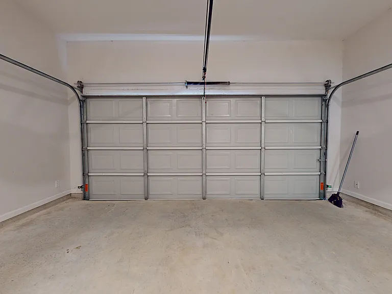 6211 Fairchild St — Photo 17