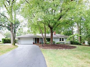 23820 Bryden Rd, Beachwood, OH 44122