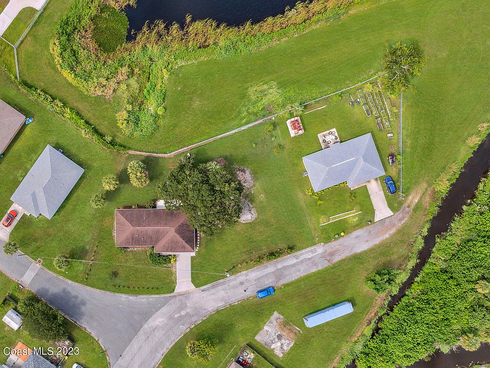 1st image of 2958 Silver Pines Dr