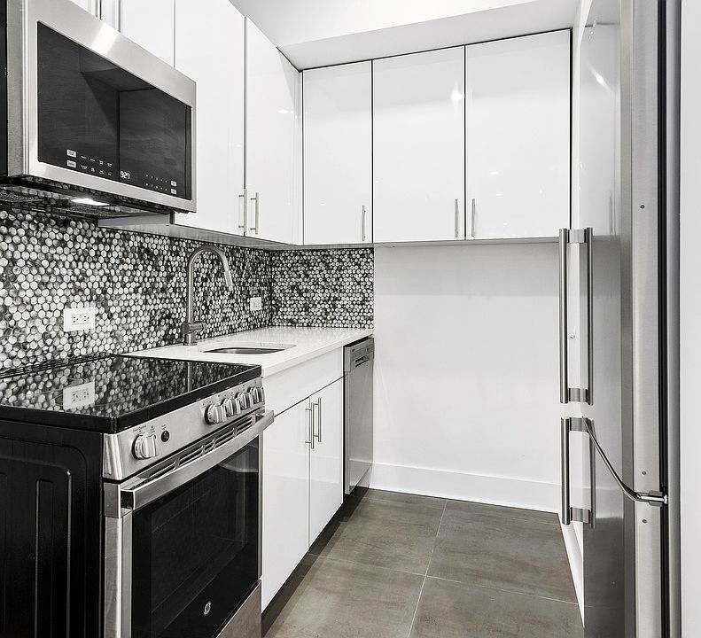 2nd image of 417 E 83rd St #2DD