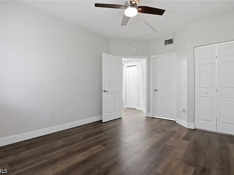 6321 Aragon Way #306 — Photo 8