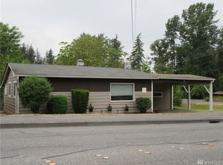 957 Yew St, Bellingham, WA 98229