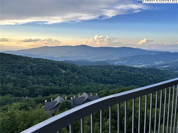 3rd image of 303 Sugar Top Drive #3329