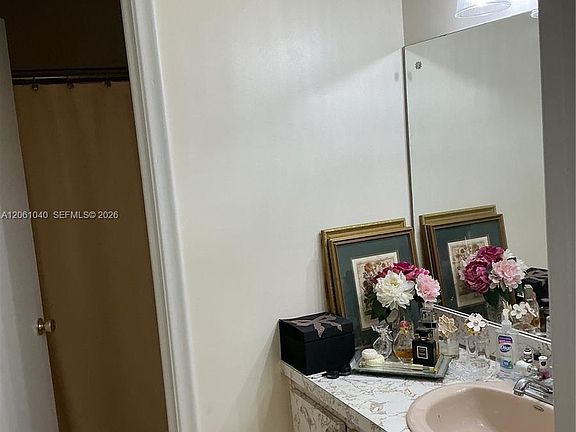 4th image of 2641 SW 117th Ct