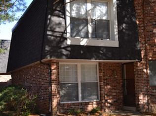 355 Chapel Ridge Dr, Hazelwood, MO 63042