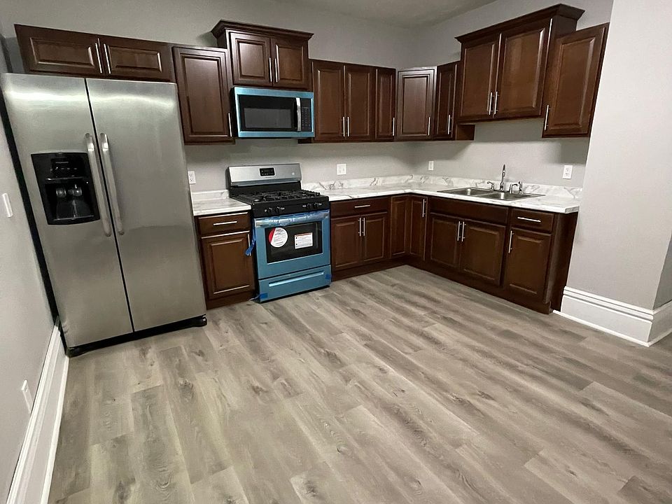 Unit 1 Kitchen