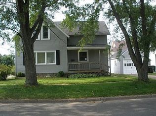 1513 3rd Ave S, Escanaba, MI 49829