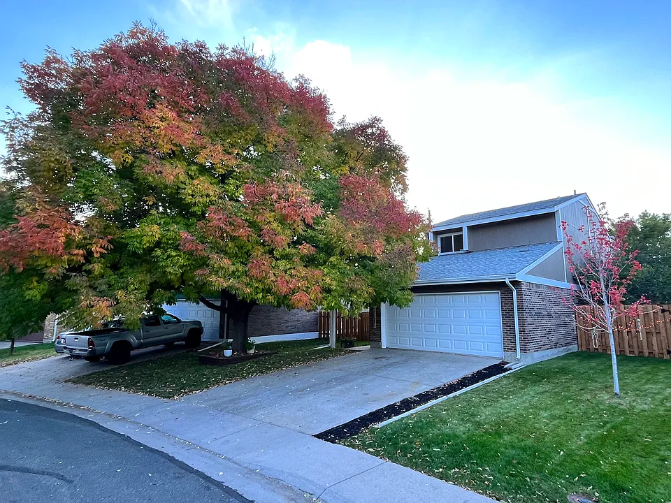 7137 Fenton Cir