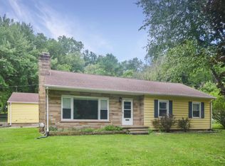 2237 Hillsdale Ave, Kalamazoo, MI 49006