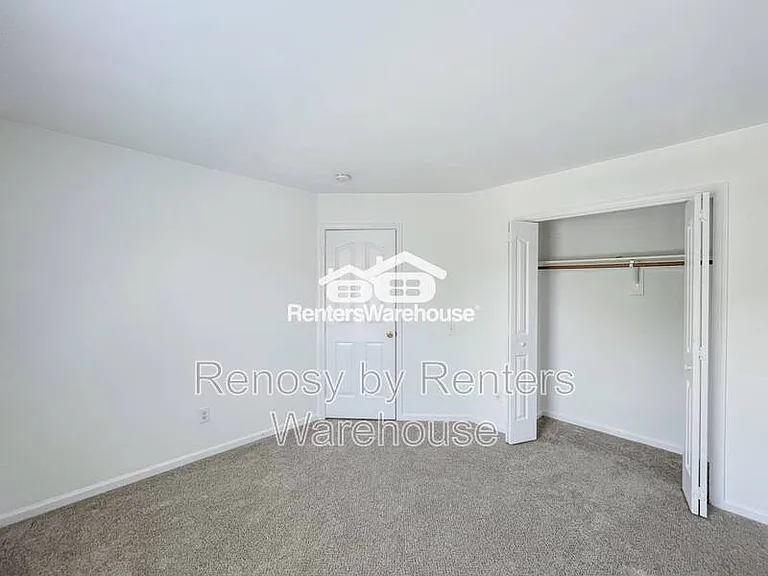 617 Lord Nelson Ct — Photo 33