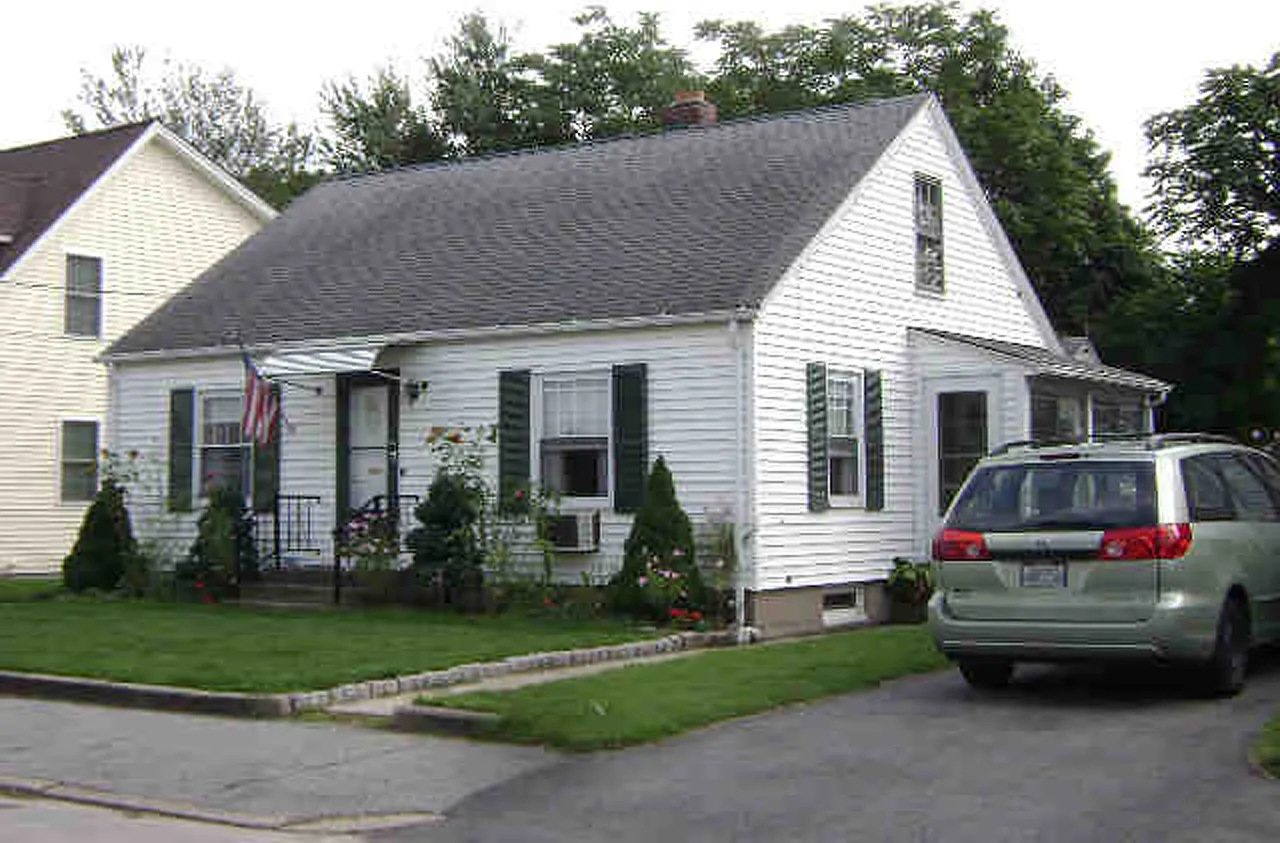 2 bed, 780 sqft, $2,090 — Photo 1