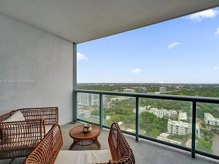 601 NE 36th St #2703 — Photo 32