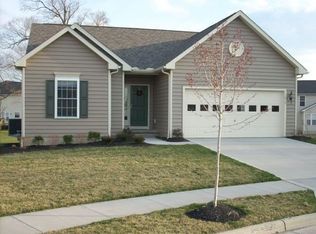 1010 Nature Wood Cir, Kent, OH 44240