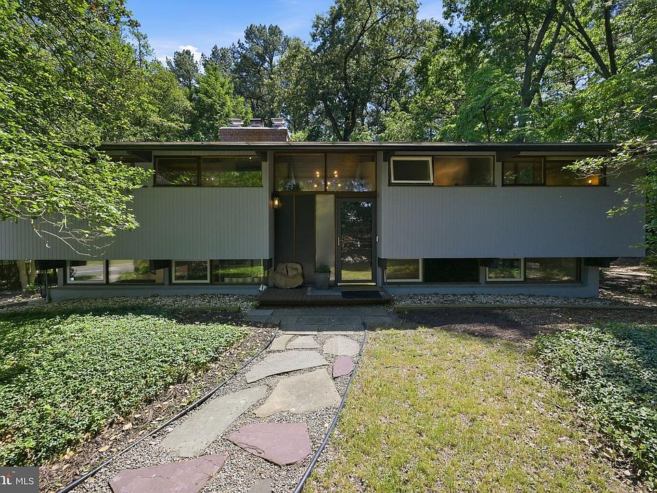 1st image of 3413 Metzerott Rd