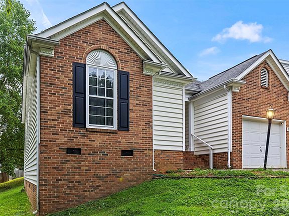 2nd image of 9005 Little Hampton Pl