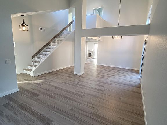 Vaulted Ceilings and Open Floor Plan