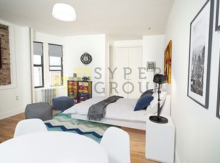 180 8th St #1, Brooklyn, NY 11215