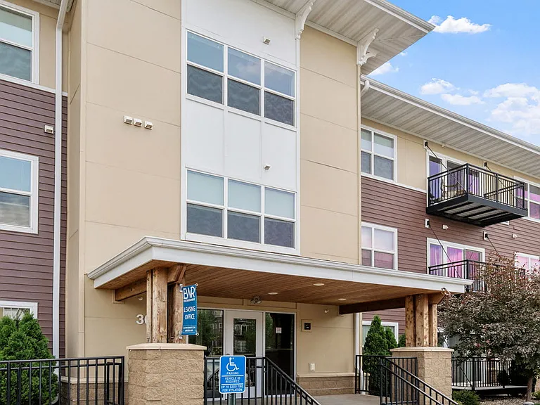 Eastwood Ridge — Photo 33