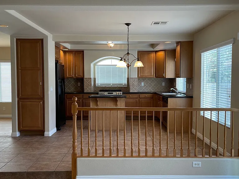 1036 Bearpaw Catch Ct — Photo 6