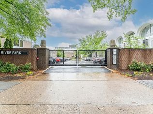 1326 4th St SW, Washington, DC 20024