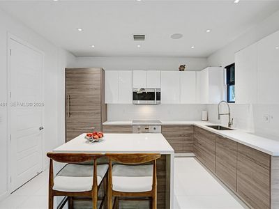 650 NE 193rd Ter, Miami, FL, 33179