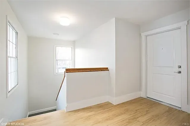 1 bed, 742 sqft, $2,595 — Photo 3