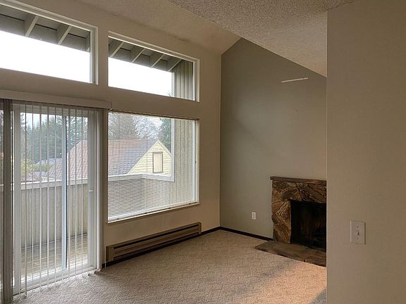 4th image of 8819 33rd St W #8819